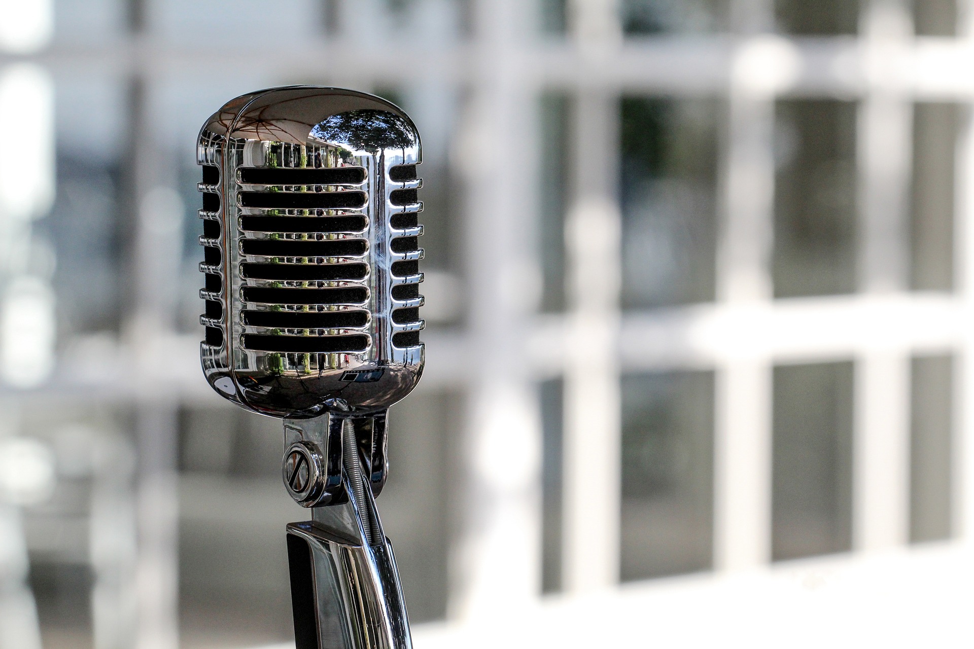 A microphone representing voiceover for the 'A Voice Actors Lesson' article.